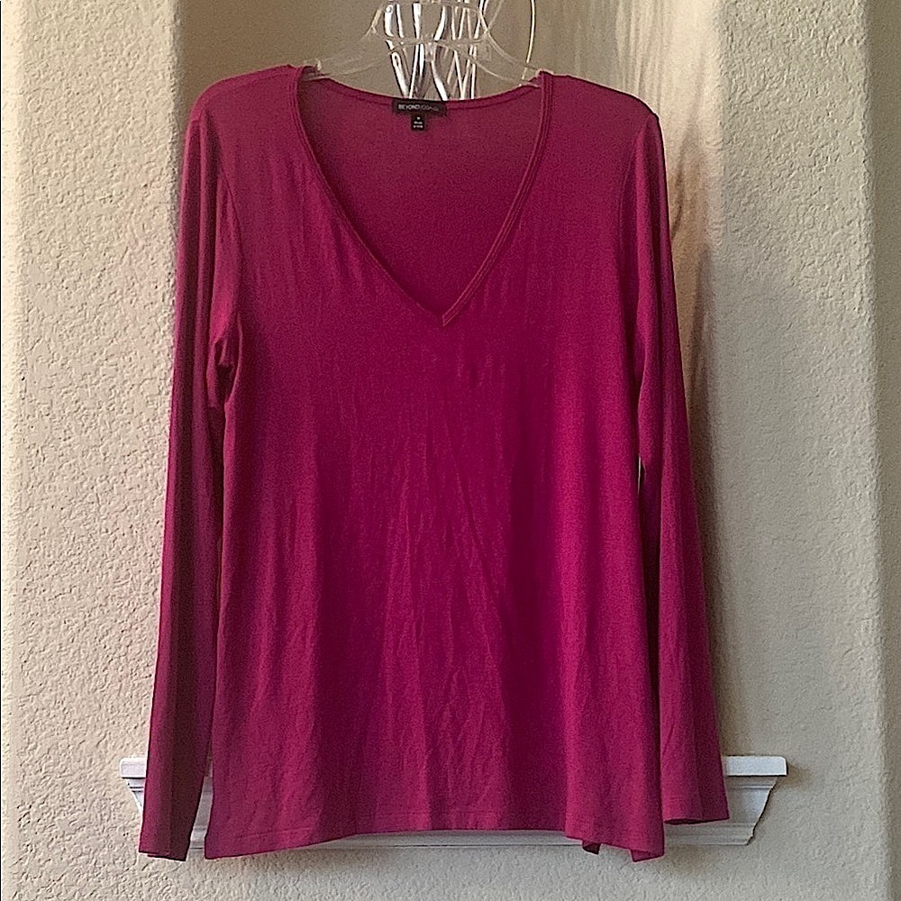 Beyond Yoga Women's V-Neck Long Sleeve Top - Pink Size M